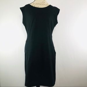 Cynthia Rowley LBD XL Shift
Zip on the right side